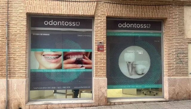Odontoss instalaciones y personal clínica Antequera